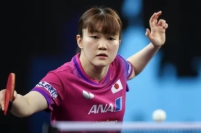 做出换人调 做出换人调