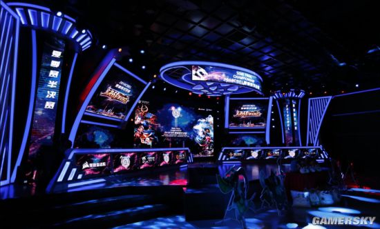 输送与全队 输送与全队