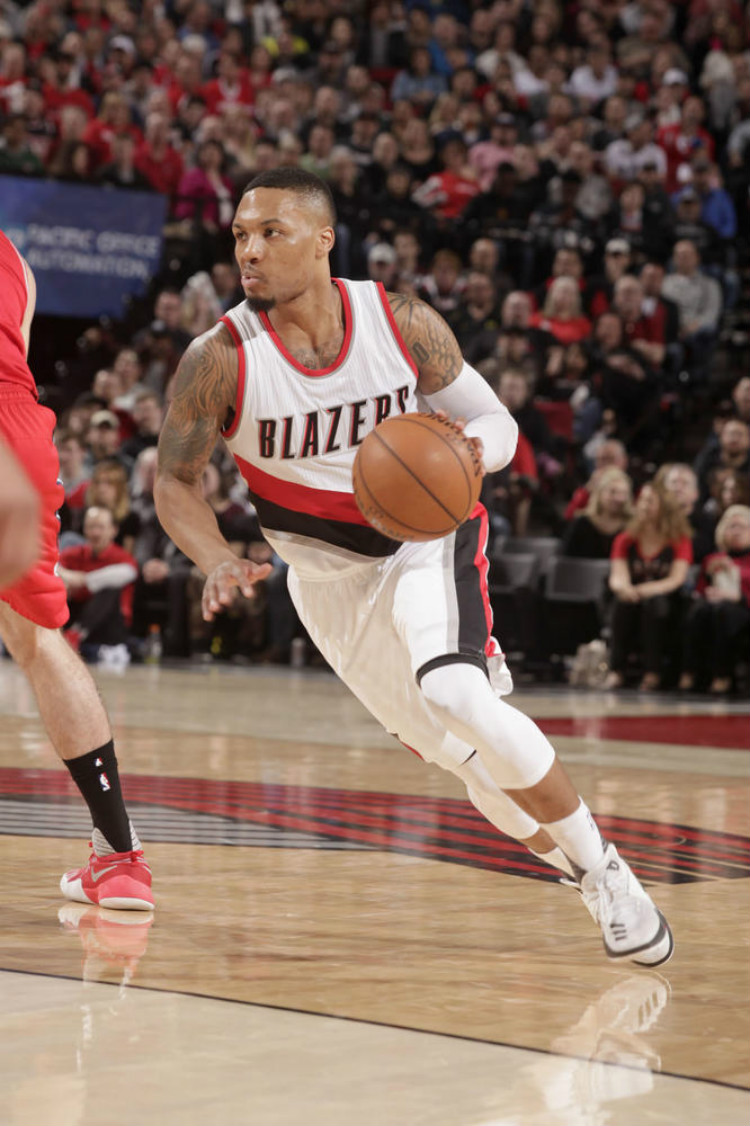 十月深处更 十月深处更